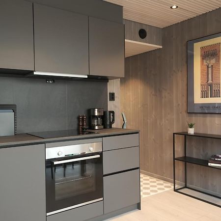 Modern Apartment In Henningsvaer Bagian luar foto