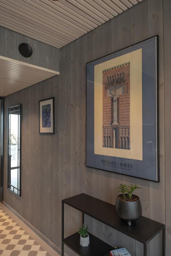 Modern Apartment In Henningsvaer Bagian luar foto